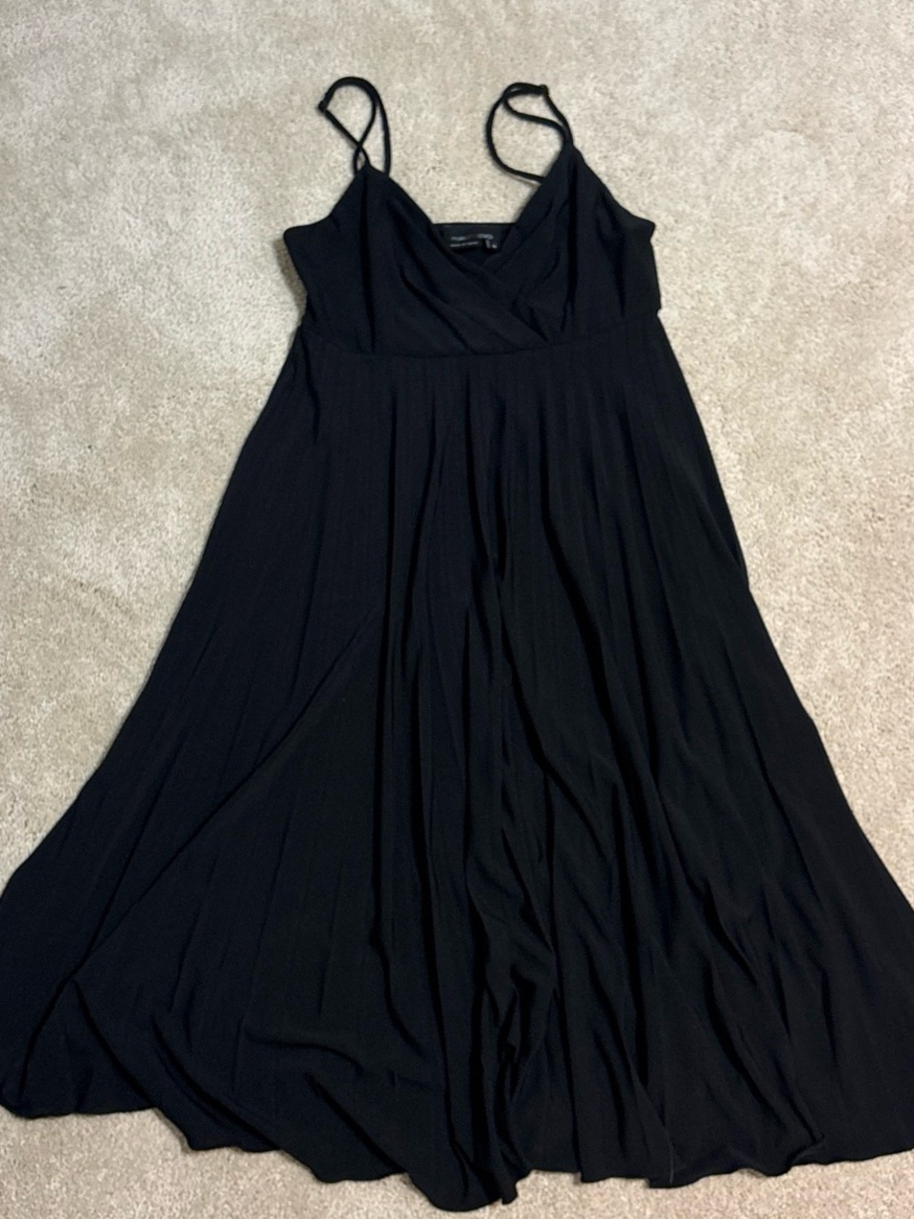 Max & Cleo Black Spaghetti-Strap V-Neck Maxi Dress